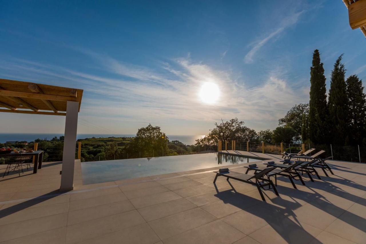 Exclusive Sea View Villa Madelaine 斯巴达 外观 照片