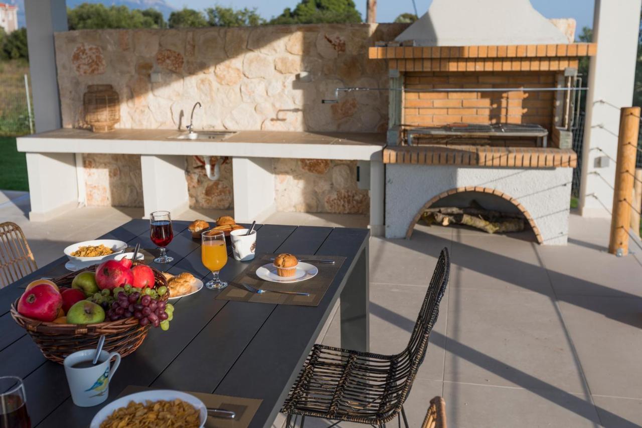 Exclusive Sea View Villa Madelaine 斯巴达 外观 照片