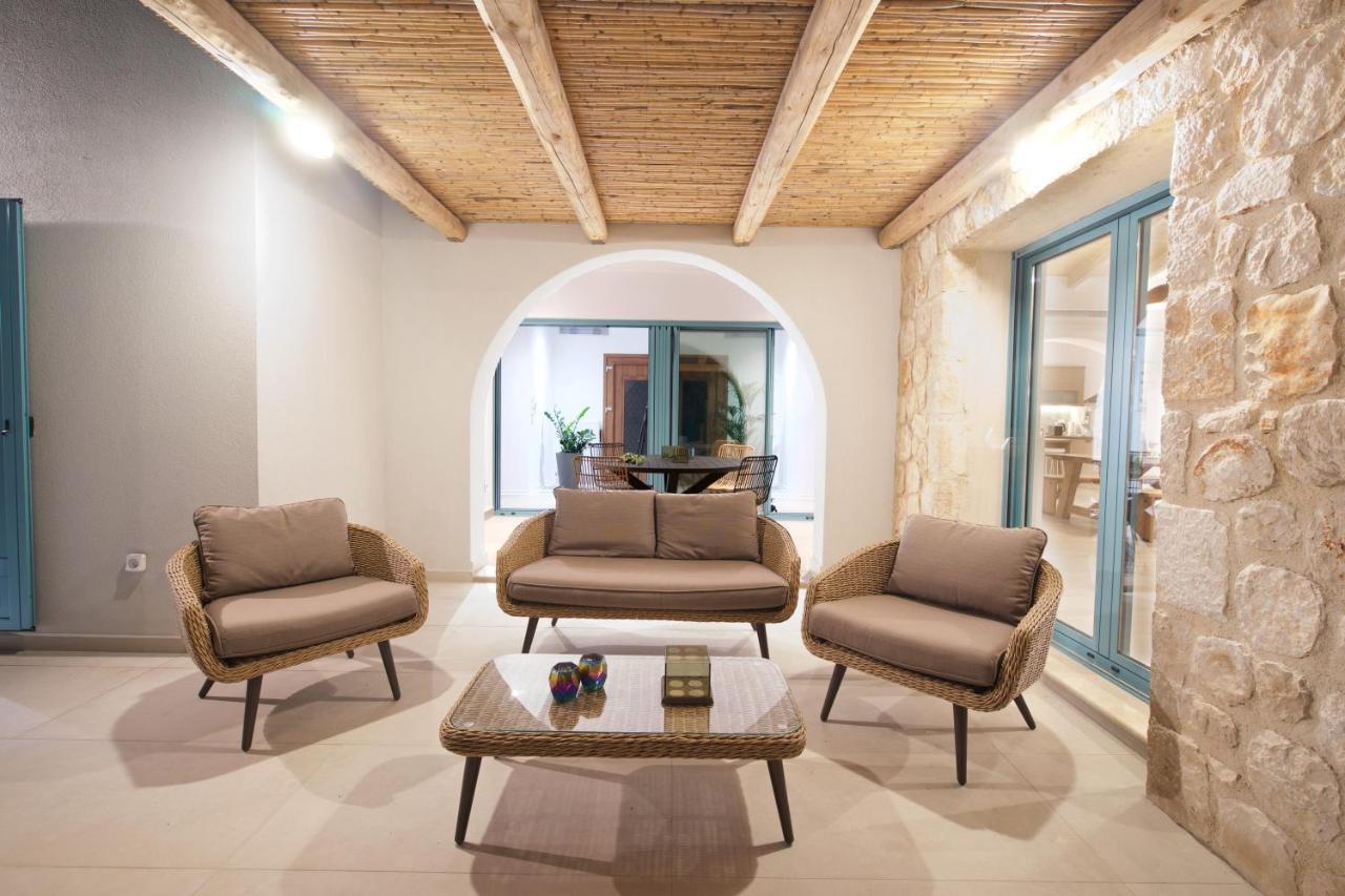 Exclusive Sea View Villa Madelaine 斯巴达 外观 照片