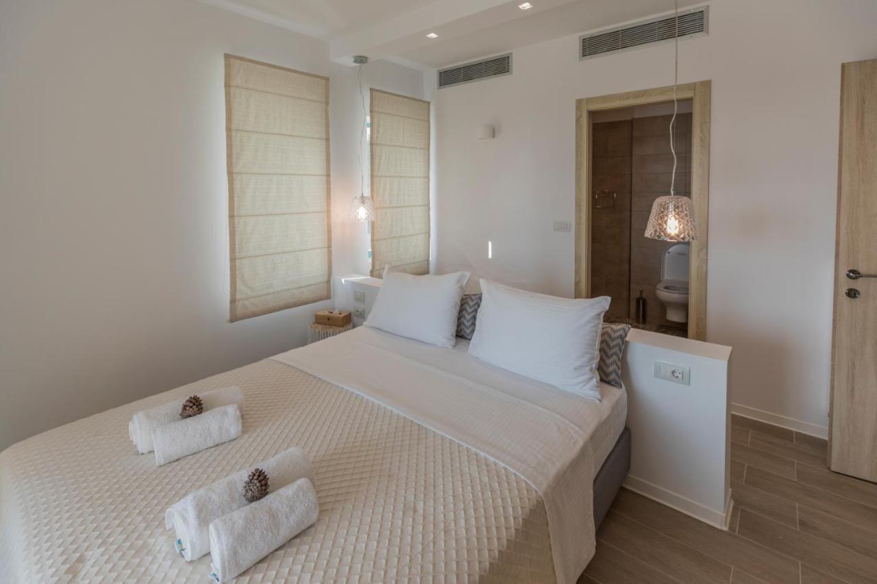 Exclusive Sea View Villa Madelaine 斯巴达 外观 照片