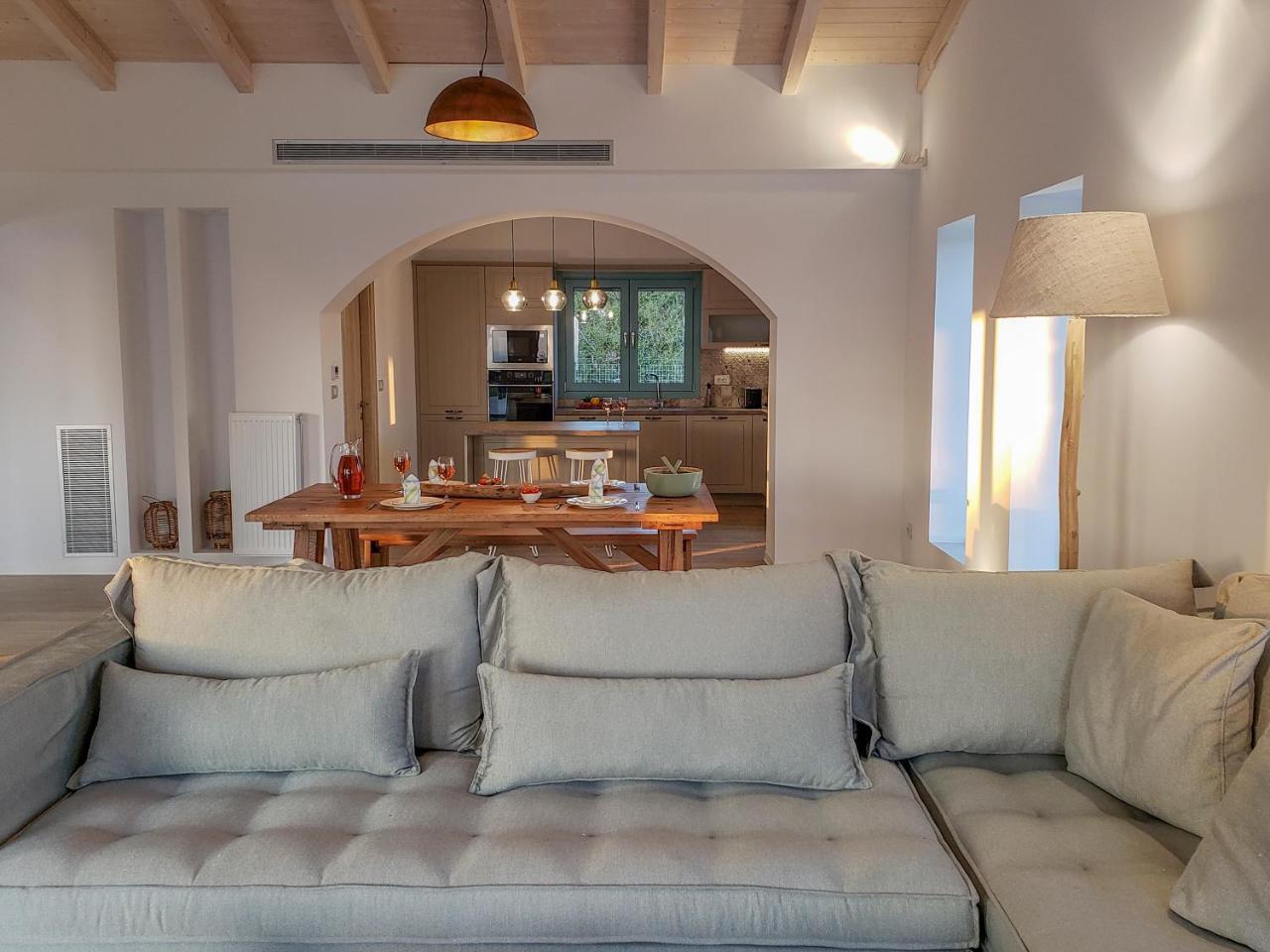 Exclusive Sea View Villa Madelaine 斯巴达 外观 照片