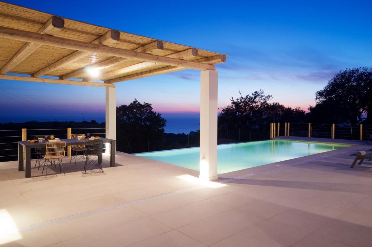 Exclusive Sea View Villa Madelaine 斯巴达 外观 照片